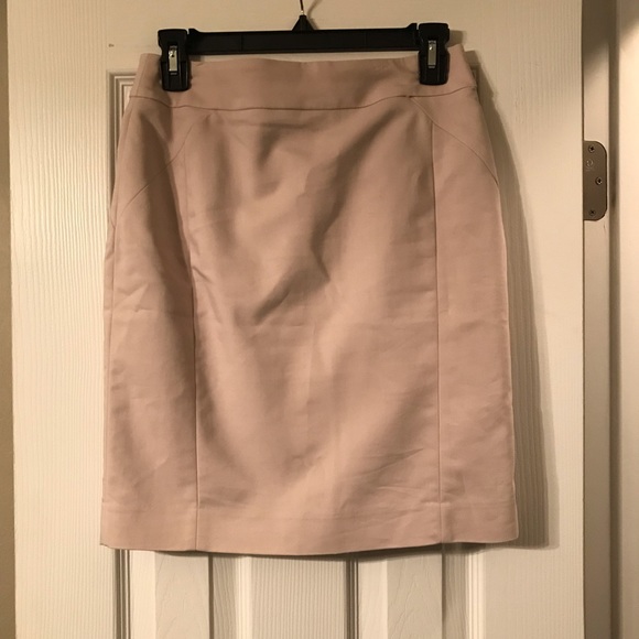 h&m beige skirt - Picture 3 of 4